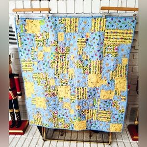 Charming Patchwork Quilt in Blue and Yellow